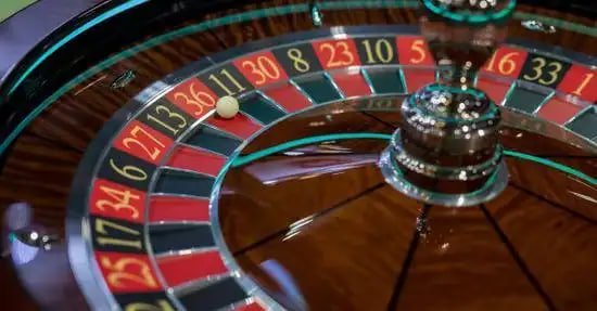 Antarmuka promosi reload di aplikasi slot ajaib88
